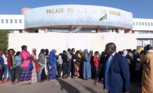 Lire la suite à propos de l’article Assises nationales de la justice: une série de recommandations accentuée sur les acteurs de la justice