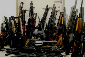 Lire la suite à propos de l’article Munitions livrées au Palais pour mater les manifestants : Une révélation de taille sur la participation de Macky Sall