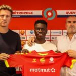 Lire la suite à propos de l’article Mercato : Pape Ousmane Sakho, ancien Joueur de Teungueth FC, quitte QRM d’un commun accord avec le club