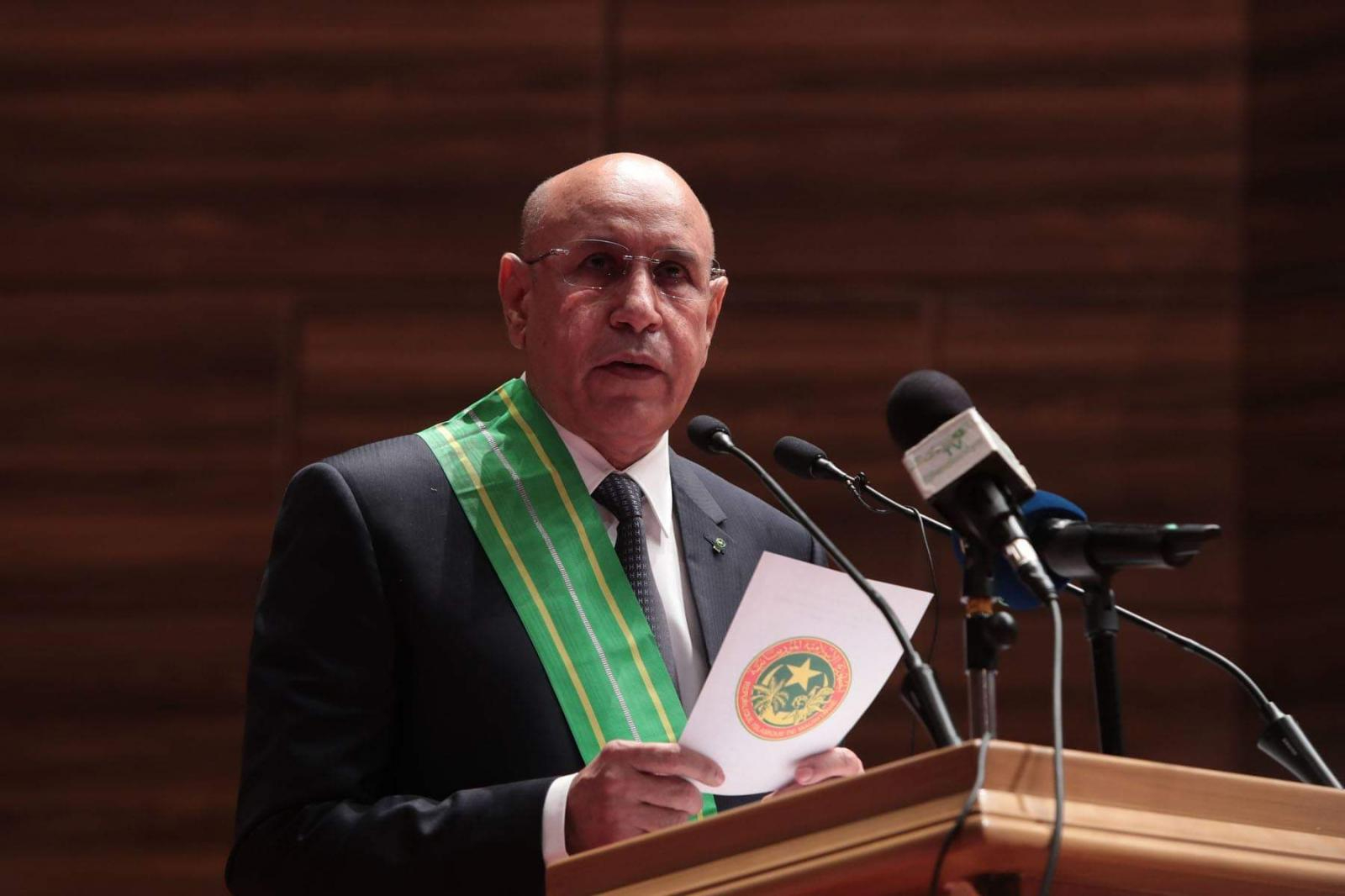 You are currently viewing Mohamed Ould Cheikh El Ghazouani a été réélu dès le premier tour pour un second mandat avec 56,12% des voix,