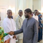 Lire la suite à propos de l’article SUIVEZ VOTRE PUBLIC MATIN -PRESIDENT DIOMAYE FAYE AUX JOURNALISTES SUR LA FISCALITE