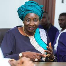 Lire la suite à propos de l’article Fonds COVID 19 : Aminata Touré  répond sévérement à Mansour Faye …