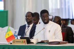 Lire la suite à propos de l’article Cherté du loyer : Bassirou Diomaye Faye prend une décision importante…