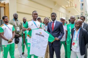 Lire la suite à propos de l’article JO 2024 à Paris : Le  président de la République apporte son dernier soutien aux athlètes sénégalais (photos)