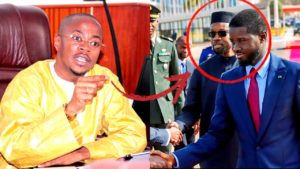 Lire la suite à propos de l’article Témoignage de Diomaye envers Sonko : Abdou Mbow demande immédiatement au chef de l’Etat de céder son fauteuil au PM