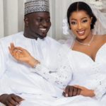 Lire la suite à propos de l’article Carnet Blanc: le promoteur Baye Ndiaye épouse Betty de la série « Pod et Marichou » (Photos)