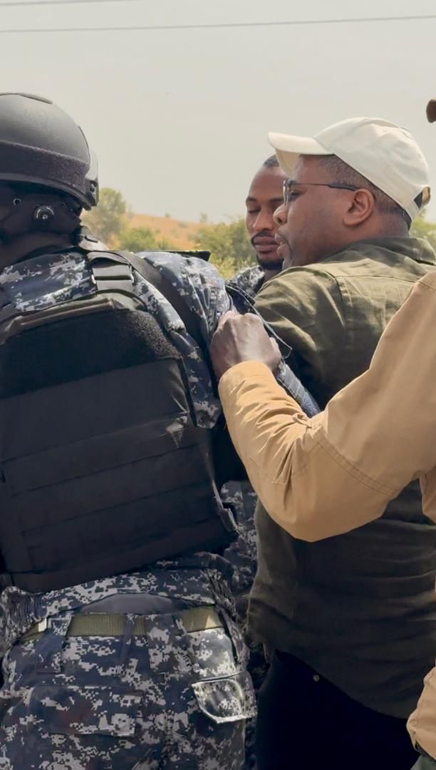 You are currently viewing L’arrestation de Bougane Gueye Dany en Images