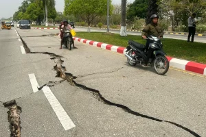 Lire la suite à propos de l’article Violent séisme de magnitude 7,9 au Myanmar ressenti jusqu’en Chine (Vidéo)