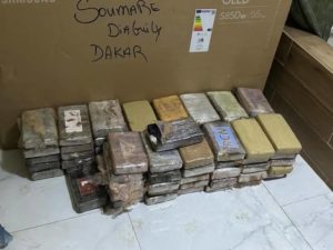 Lire la suite à propos de l’article La Gendarmerie démantèle un vaste réseau de trafiquants de drogue dure à Dakar