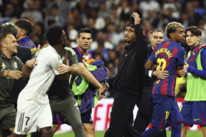 Lire la suite à propos de l’article CLASICO- Après-match : Lamine Yamal et Vinícius Júnior au cœur de la tempête