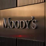 Lire la suite à propos de l’article Moody’s dégrade la note du Sénégal: «un signal d’alerte inquiétant» d’après un économiste et ancien ministre sous Abdou Diouf