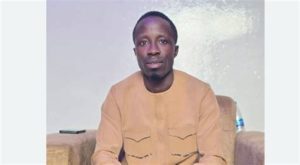 Lire la suite à propos de l’article Rebeuss : l’émouvante poignée d’adieux entre Abdou Nguer et Badara Gadiaga