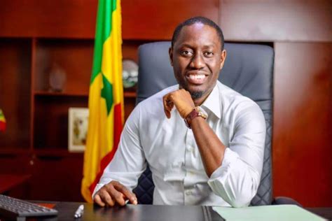 You are currently viewing Affaire Prodac : Pape Malick Ndour convoqué pour la pose effective de son bracelet électronique