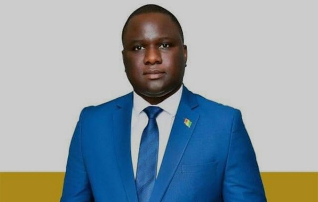 You are currently viewing INFRASTRUCTURES | DÉTHIE FALL ANNONCE DE NOUVEAUX PROJETS POUR RENFORCER LA CONNECTIVITÉ DU SÉNÉGAL