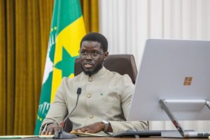 Lire la suite à propos de l’article Remaniement à la tête de l’Aprosi : Diomaye Faye nomme Mamadou Lamine Ndiaye pour renforcer la transparence