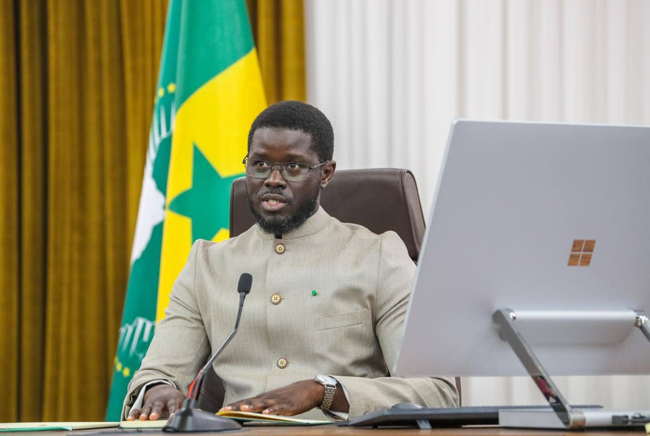 You are currently viewing Remaniement à la tête de l’Aprosi : Diomaye Faye nomme Mamadou Lamine Ndiaye pour renforcer la transparence