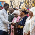 Lire la suite à propos de l’article Diomaye Faye critiqué pour sa tenue sur les réseaux sociaux