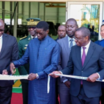 Lire la suite à propos de l’article Le chef de l’État Bassirou Diomaye Faye a inauguré l&rsquo;Usine d’assemblage de véhicules militaires