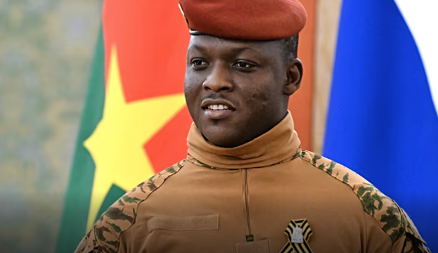 You are currently viewing Le Nigeria présente ses excuses au Burkina Faso après un incident aérien