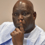 Lire la suite à propos de l’article Le fils de Madiambal, Serigne Saliou Diagne obtient une liberté provisoire sous contrôle judiciaire