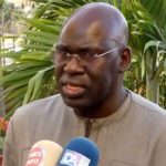 Lire la suite à propos de l’article Mbaye Dione attaque frontalement Sonko à Kaolack :« Comment ordonner l’achat de 450 000 tonnes quand on ne peut même pas mobiliser 70 milliards ? C’est de l’irresponsabilité. »