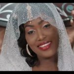 Lire la suite à propos de l’article URGENT : Dior Mbaye : un divorce après 10 ans de mariage ?