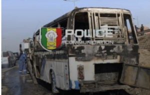 Lire la suite à propos de l’article Drame à la Patte d’Oie : 10 jours de prison ferme pour le chauffeur du bus Tata après la mort d’un jakartaman