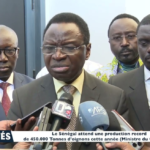 Lire la suite à propos de l’article Le ministre du Commerce hausse le ton pour défendre les producteurs nationaux