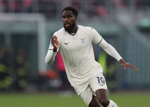 Lire la suite à propos de l’article Mercato : le Stade Rennais se positionne sur Boulaye Dia