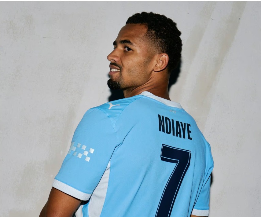 You are currently viewing Manchester City : Iliman Ndiaye hérite du numéro 7